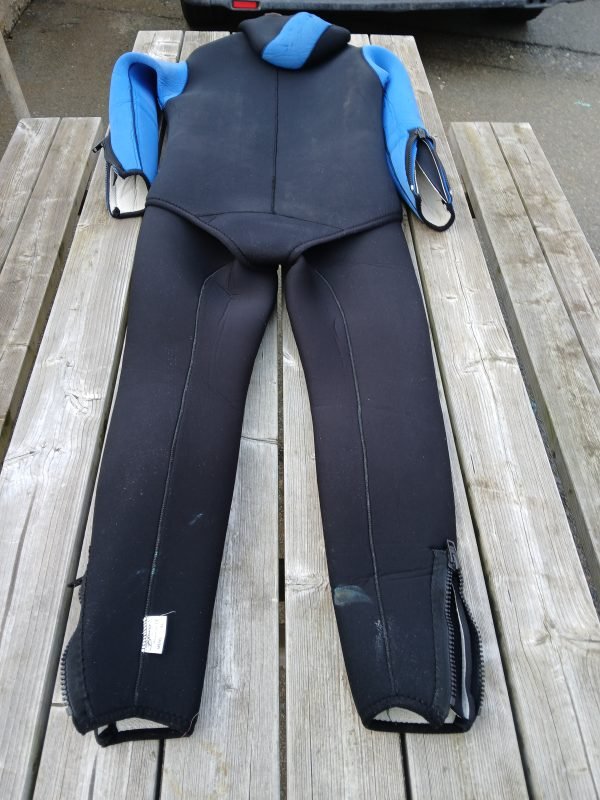 Used Wetsuit - 7mm 2 Piece - Beaver - Image 2