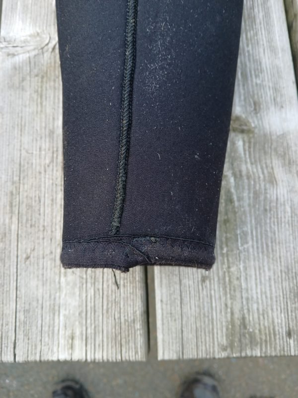 Used Wetsuit - 7mm 2 Piece - Beaver - Image 3