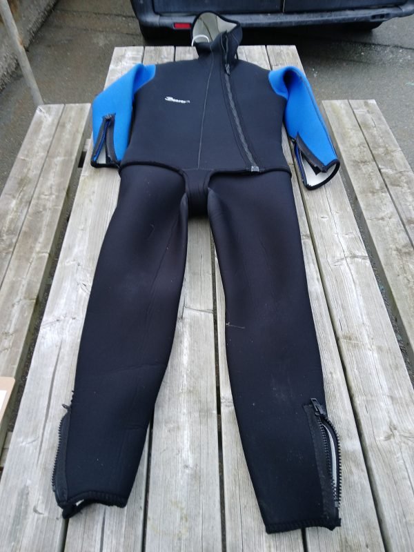 Used Wetsuit - 7mm 2 Piece - Beaver - XL