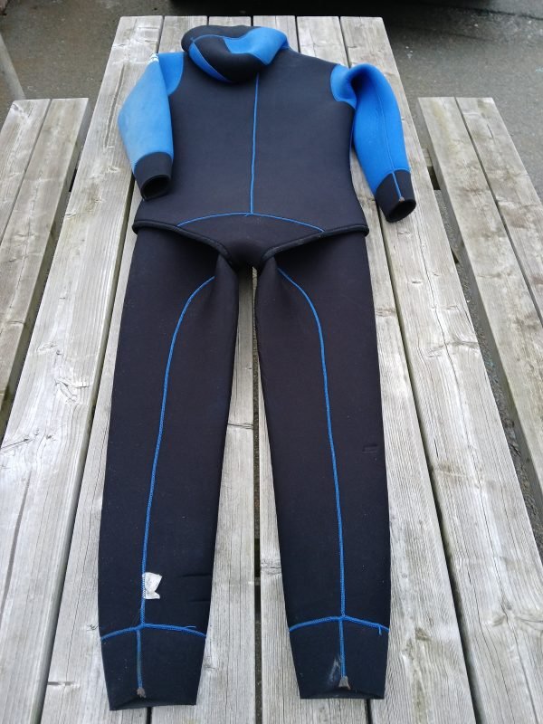 Used Wetsuit - 7mm 2 Piece - Beaver - M / L - Image 2