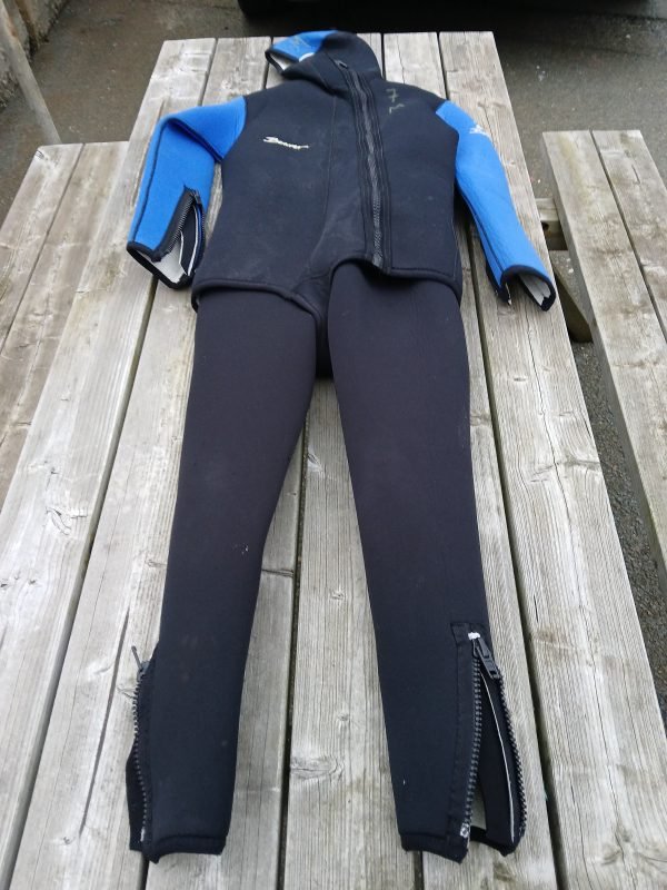 Used Wetsuit - 7mm 2 Piece - Beaver - M