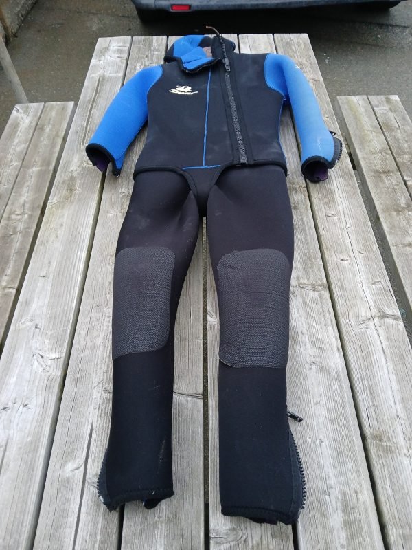 Used Wetsuit - 7mm 2 Piece - Beaver - S