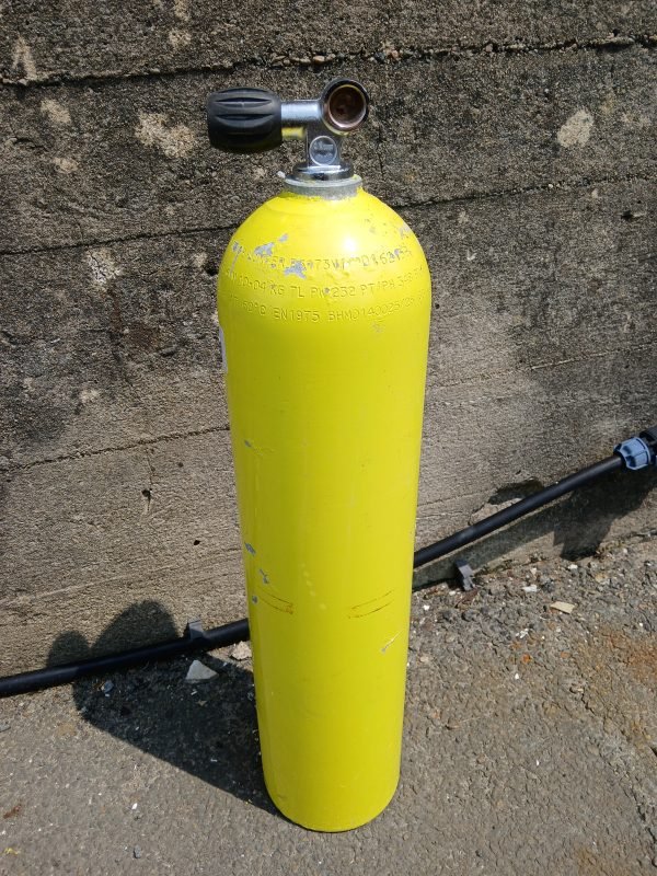 Cylinder - 7L - Luxfer- 02 Clean - Used