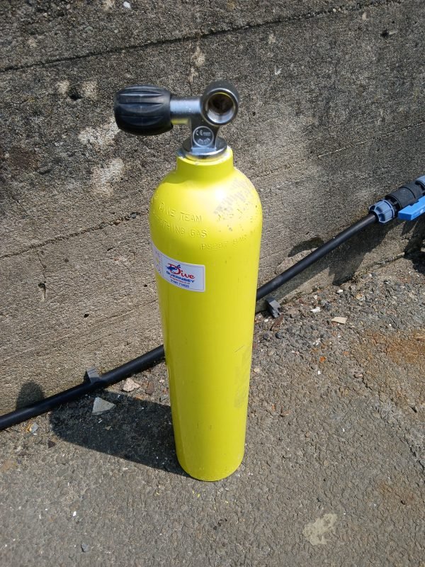 Cylinder - 3L - Luxfer- 02 Clean - Used