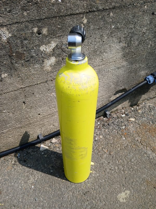 Cylinder - 3L - Luxfer- 02 Clean - Used - Image 3